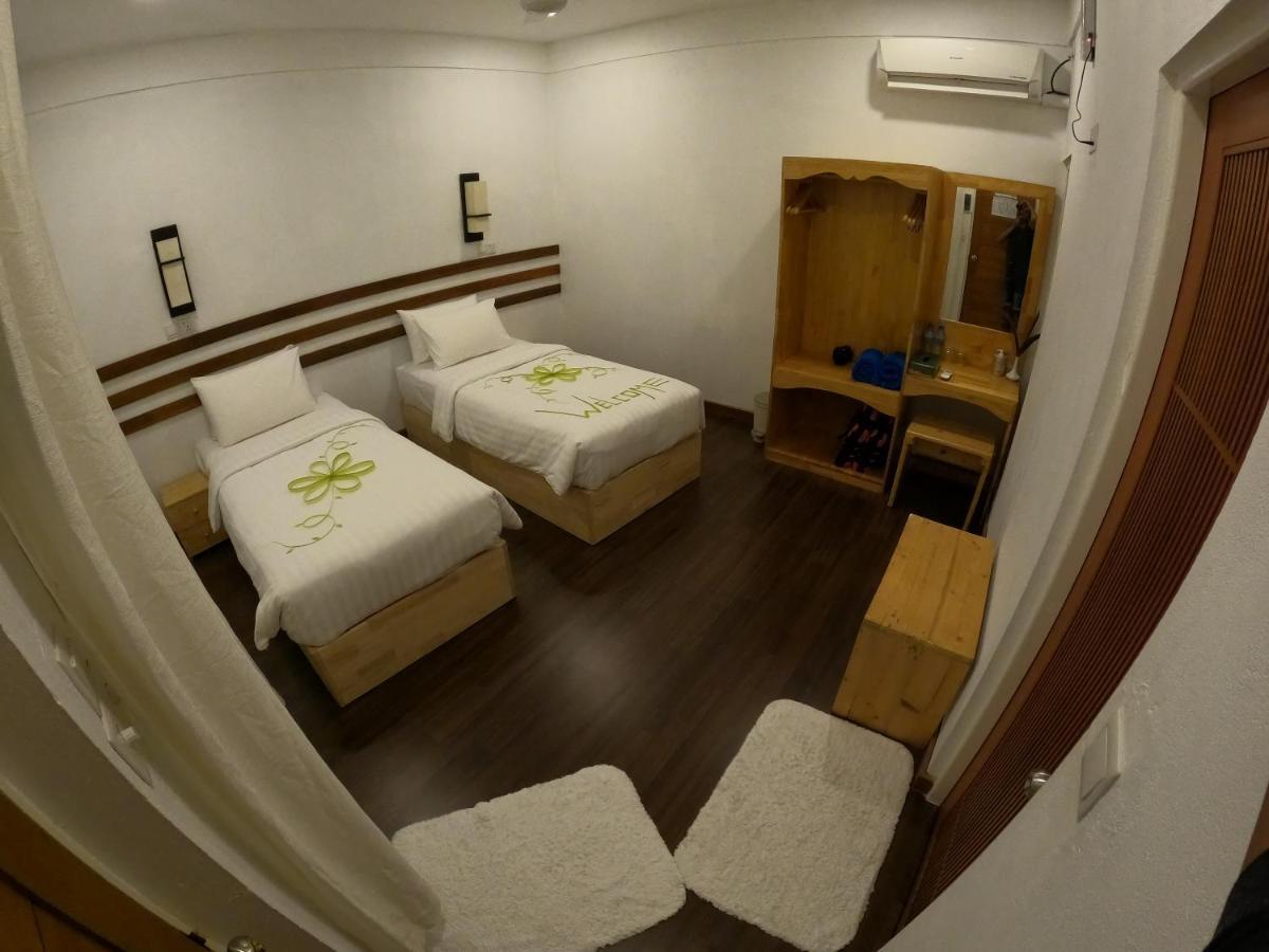 Green Leaf Guest House - Omadhoo エクステリア 写真